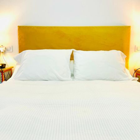 Apartamento Puerta Carmona Sevilla Eksteriør bilde