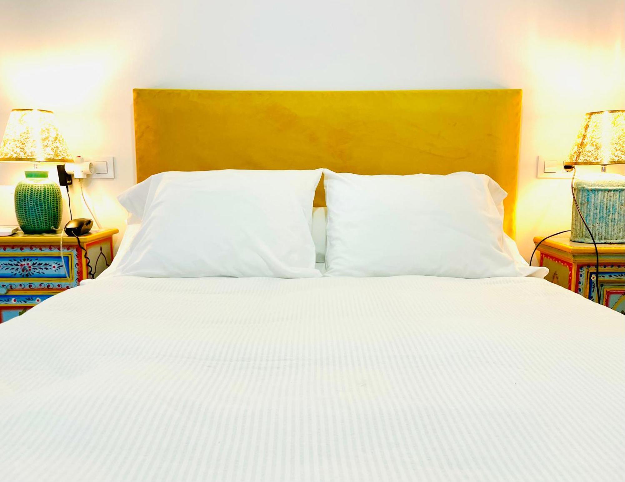 Apartamento Puerta Carmona Sevilla Eksteriør bilde